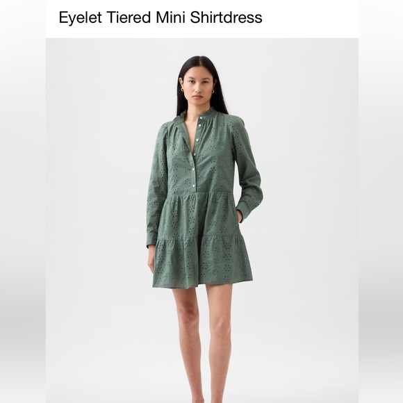 * SOLD * Gap Tiered Shirt Dress - Picture 1 of 4